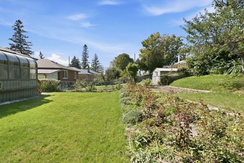 Photo 42 at 40 Datchet Road, CFB, Toronto