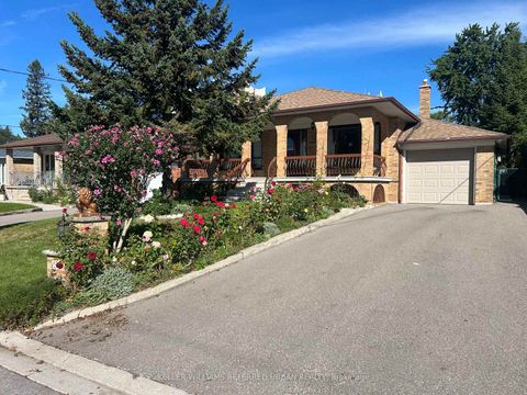 Photo 45 at 40 Datchet Road, CFB, Toronto