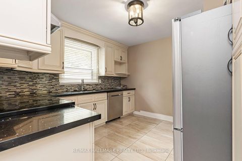 Photo 14 at 245 Elmwood Avenue, Harding, Richmond Hill