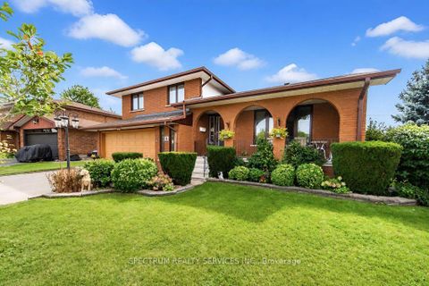 Photo 1 at 16 Burin Court, West Deane, Toronto