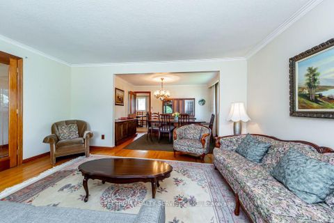 Photo 6 at 16 Burin Court, West Deane, Toronto