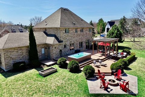 Photo 46 at 10 Farmcrest Court, Nobleton, King