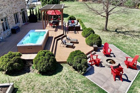 Photo 47 at 10 Farmcrest Court, Nobleton, King