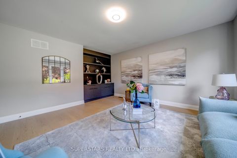 Photo 13 at 20 Paynter Drive, Hillcrest Village, Toronto