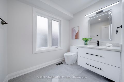 Photo 14 at 20 Paynter Drive, Hillcrest Village, Toronto