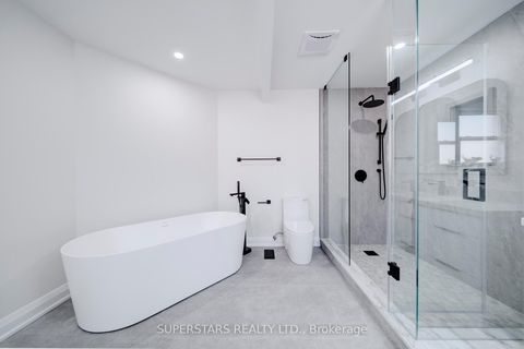 Photo 23 at 20 Paynter Drive, Hillcrest Village, Toronto