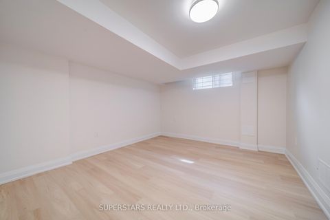 Photo 37 at 20 Paynter Drive, Hillcrest Village, Toronto