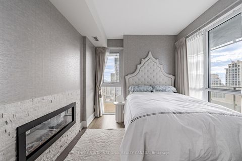 Photo 15 at 4511 - 7 Grenville Street, Bay Street Corridor, Toronto