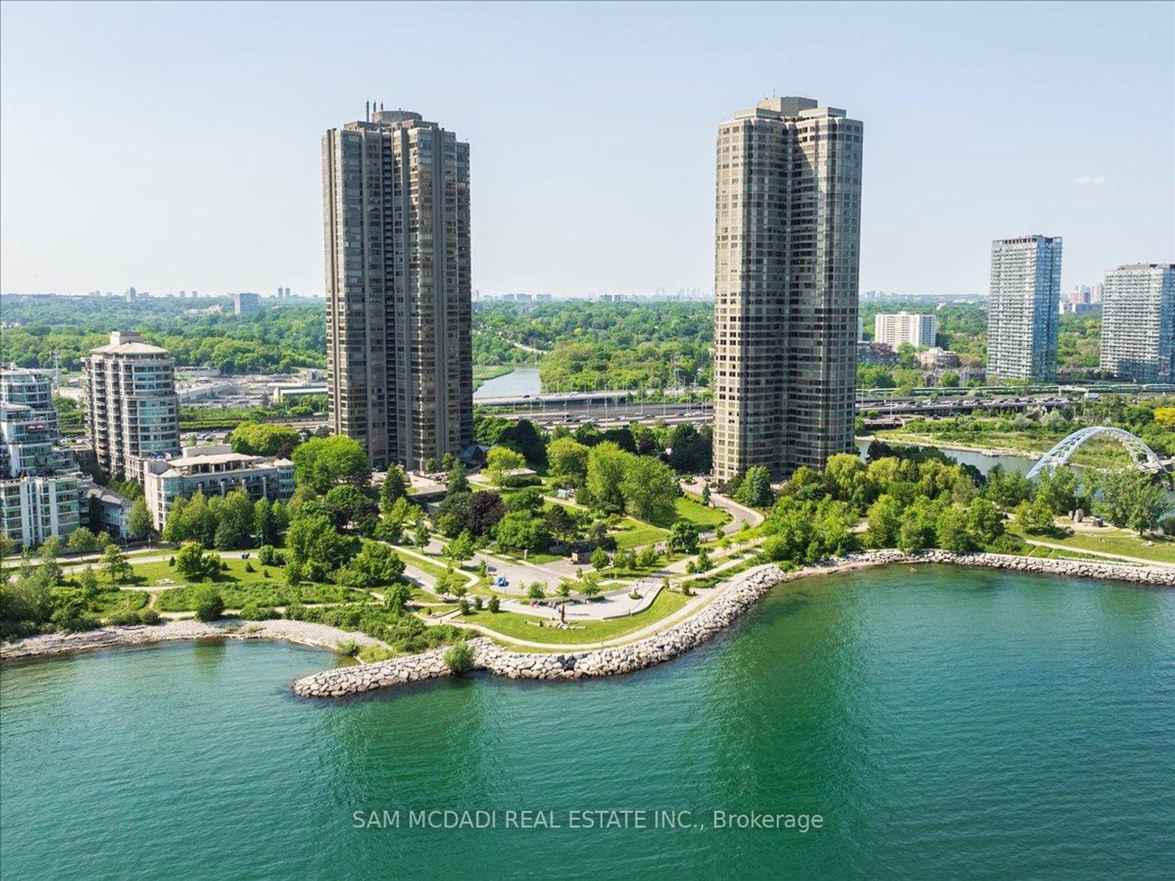 1605 - 2045 Lake Shore Boulevard W, Mimico, Toronto 