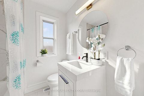 Photo 11 at 10 Anticosti Drive, Bendale, Toronto