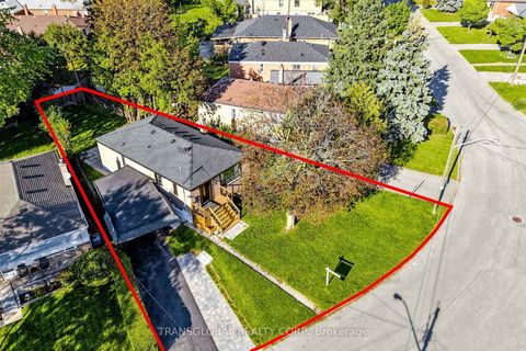Photo 31 at 10 Anticosti Drive, Bendale, Toronto