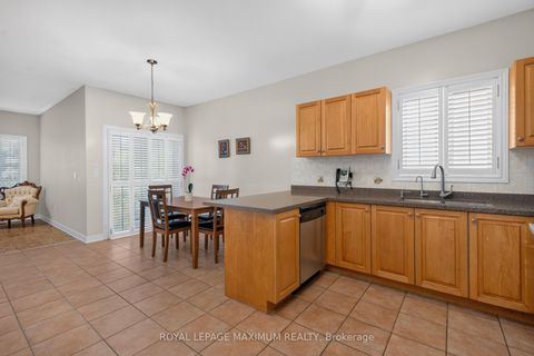 Photo 9 at 62 Diploma Avenue, Sonoma Heights, Vaughan