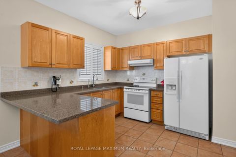Photo 10 at 62 Diploma Avenue, Sonoma Heights, Vaughan