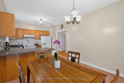 Photo 15 at 62 Diploma Avenue, Sonoma Heights, Vaughan