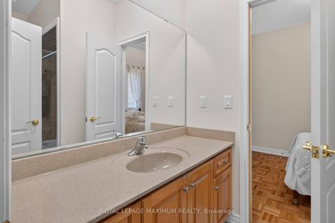 Photo 26 at 62 Diploma Avenue, Sonoma Heights, Vaughan
