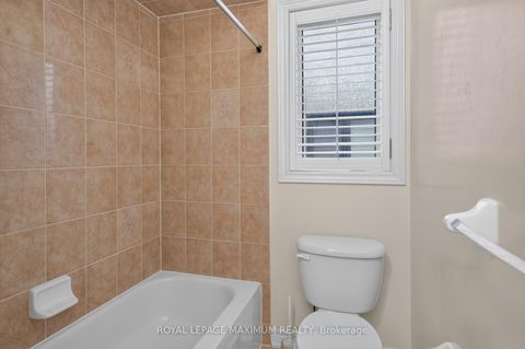 Photo 27 at 62 Diploma Avenue, Sonoma Heights, Vaughan