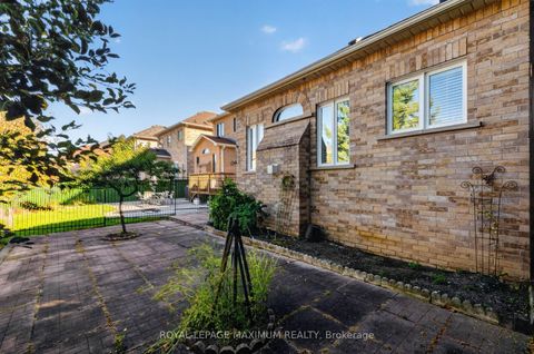 Photo 35 at 62 Diploma Avenue, Sonoma Heights, Vaughan