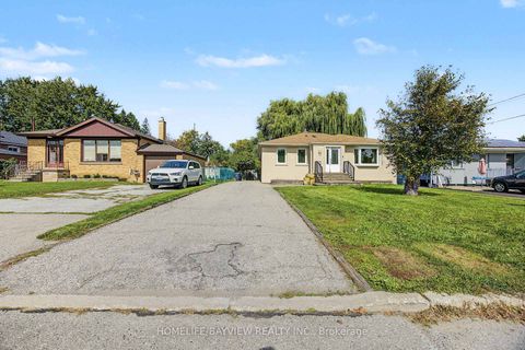 Photo 3 at 46 Acton Avenue, Bathurst Manor, Toronto