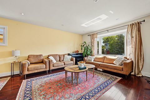 Photo 10 at 46 Acton Avenue, Bathurst Manor, Toronto