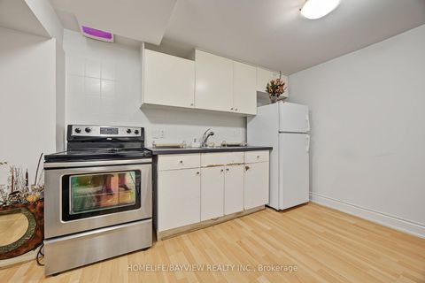 Photo 31 at 46 Acton Avenue, Bathurst Manor, Toronto