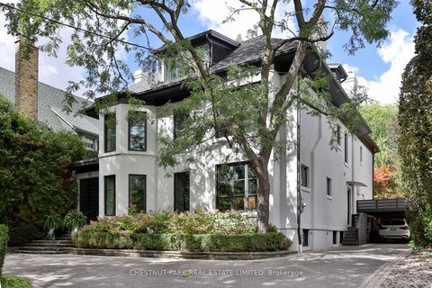 Photo 1 at 12 Shorncliffe Avenue, Casa Loma, Toronto