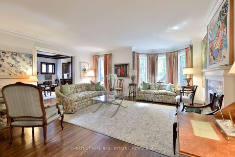 Photo 3 at 12 Shorncliffe Avenue, Casa Loma, Toronto