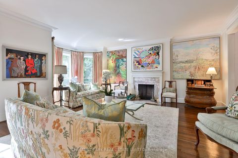 Photo 4 at 12 Shorncliffe Avenue, Casa Loma, Toronto