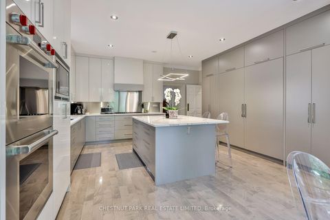 Photo 17 at 12 Shorncliffe Avenue, Casa Loma, Toronto