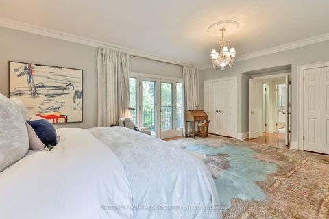 Photo 22 at 12 Shorncliffe Avenue, Casa Loma, Toronto