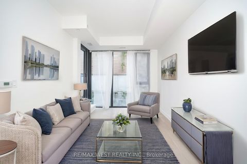 Photo 2 at 205 - 840 St Clair Avenue W, Oakwood Village, Toronto