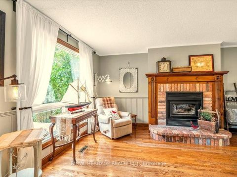 Photo 16 at 34 Audubon Way, Baldwin, Georgina