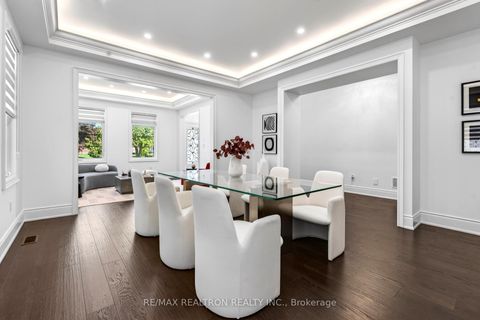 Photo 5 at 209 Hillsview Drive, Observatory, Richmond Hill