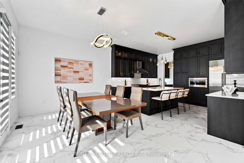 Photo 13 at 209 Hillsview Drive, Observatory, Richmond Hill