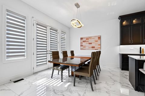 Photo 14 at 209 Hillsview Drive, Observatory, Richmond Hill