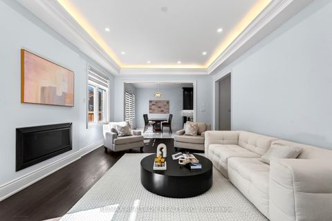 Photo 16 at 209 Hillsview Drive, Observatory, Richmond Hill