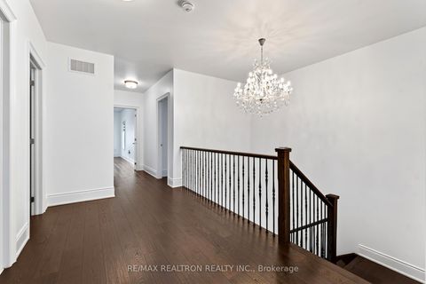 Photo 19 at 209 Hillsview Drive, Observatory, Richmond Hill