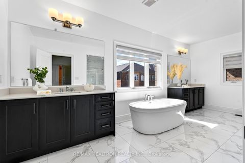Photo 22 at 209 Hillsview Drive, Observatory, Richmond Hill