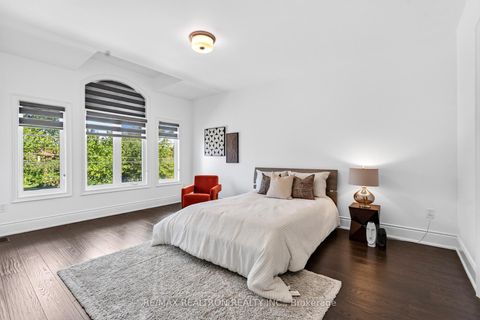 Photo 27 at 209 Hillsview Drive, Observatory, Richmond Hill
