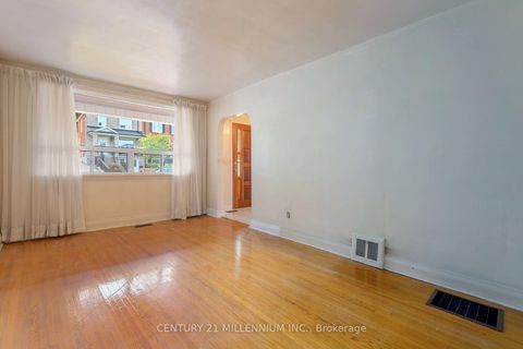 Photo 7 at 16 Rochdale Avenue, Fairbank, Toronto