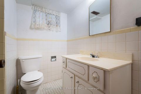 Photo 29 at 16 Rochdale Avenue, Fairbank, Toronto