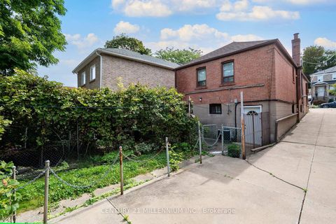 Photo 36 at 16 Rochdale Avenue, Fairbank, Toronto