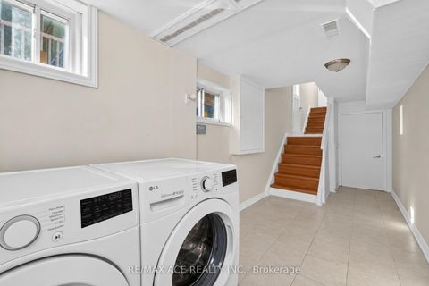 Photo 44 at 4 Linden Avenue, Kennedy Park, Toronto