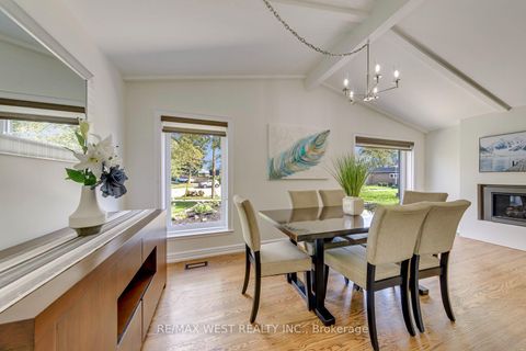 Photo 15 at 6 Millview Court, Clairville, Toronto