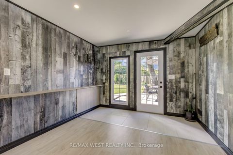 Photo 25 at 6 Millview Court, Clairville, Toronto