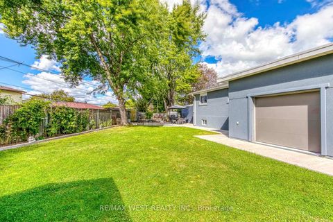 Photo 44 at 6 Millview Court, Clairville, Toronto