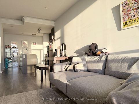 Photo 2 at 2707 - 70 Forest Manor Road, Henry Farm, Toronto