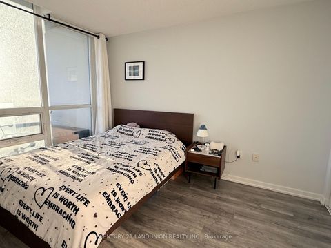 Photo 7 at 2707 - 70 Forest Manor Road, Henry Farm, Toronto