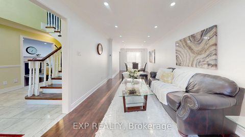 Photo 5 at 97 Jackman Crescent, West Woodbridge, Vaughan