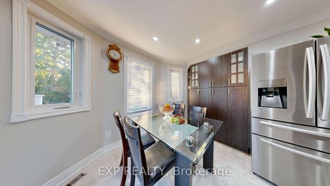 Photo 17 at 97 Jackman Crescent, West Woodbridge, Vaughan