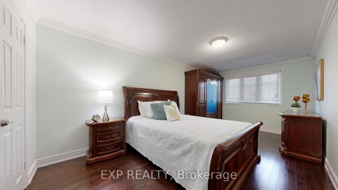 Photo 18 at 97 Jackman Crescent, West Woodbridge, Vaughan